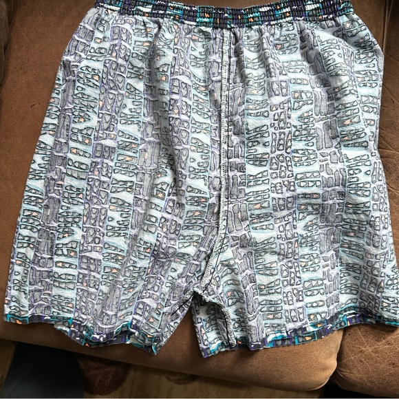 VTG Y2K KEY ELEMENTS ABSTRACT PATTERN MEN'S COTTON SHORTS SIZE LARGE - Picture 4 of 7